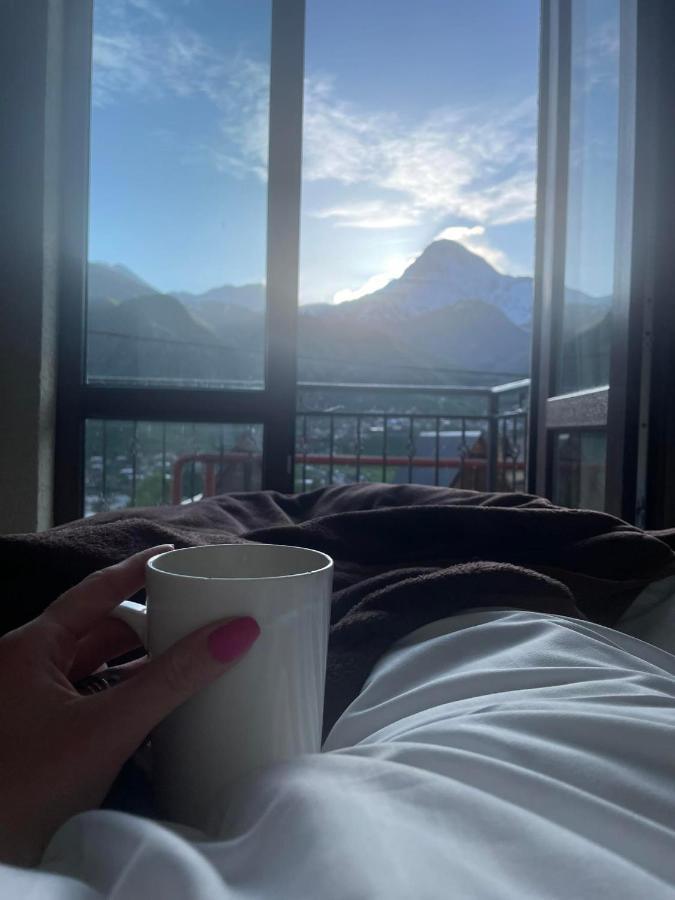 Hotel Iveria Kazbegi Exterior photo